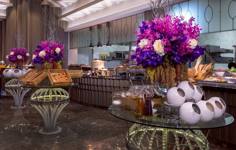Hotel U Sathorn Bangkok Resort