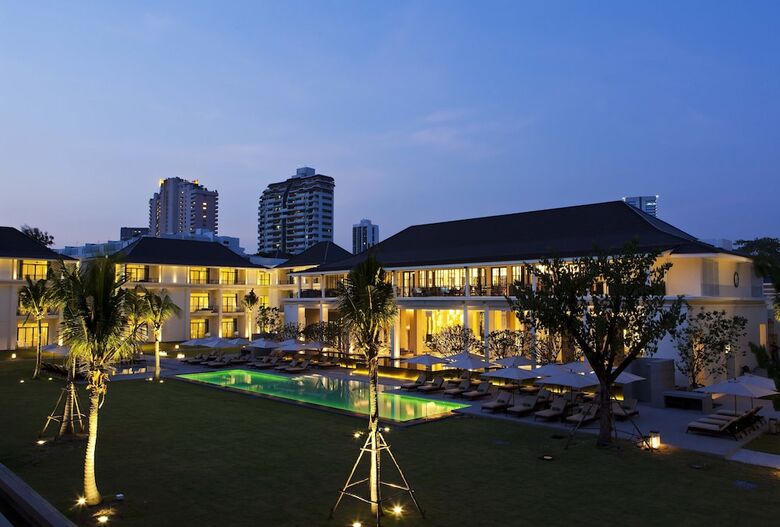 Hotel U Sathorn Bangkok Resort