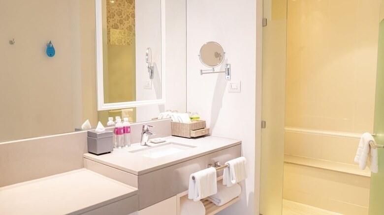 Hotel U Sathorn Bangkok Resort