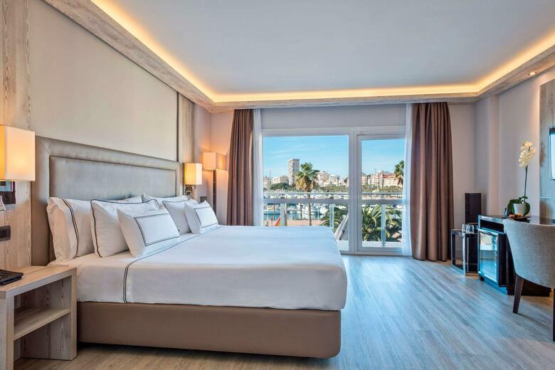 Hotel The Level Melia Alicante