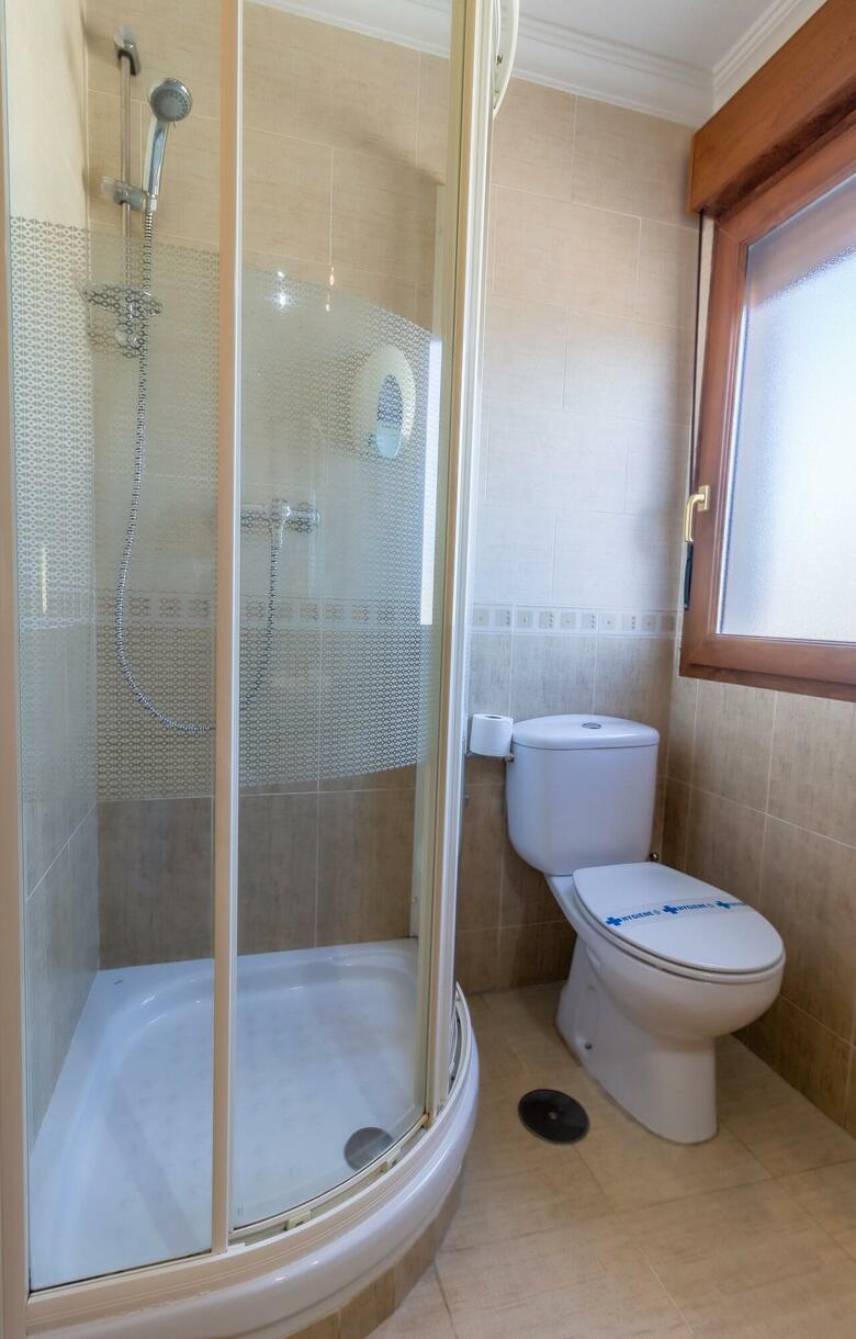 Hotel Oyo Hostal Rural El Ca�o