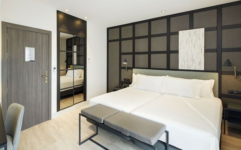Hotel Sercotel Ayala