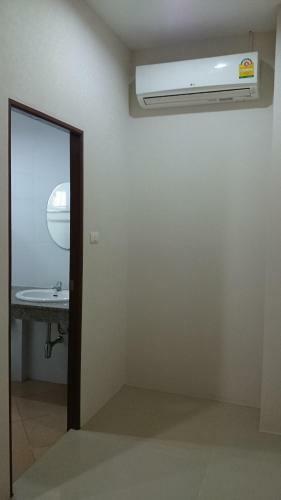 Hotel Chatchada House