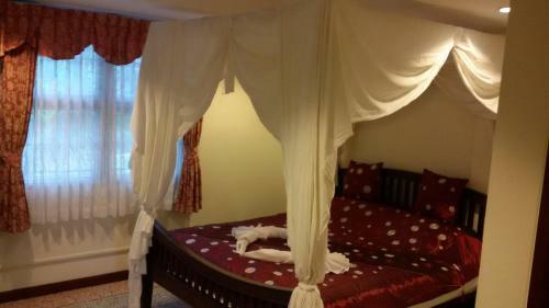 Tolmaj Family Apartment