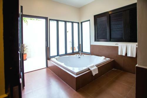 Baan Malisa Villa