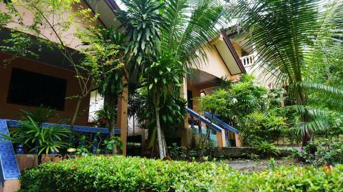 Anawin Bungalows