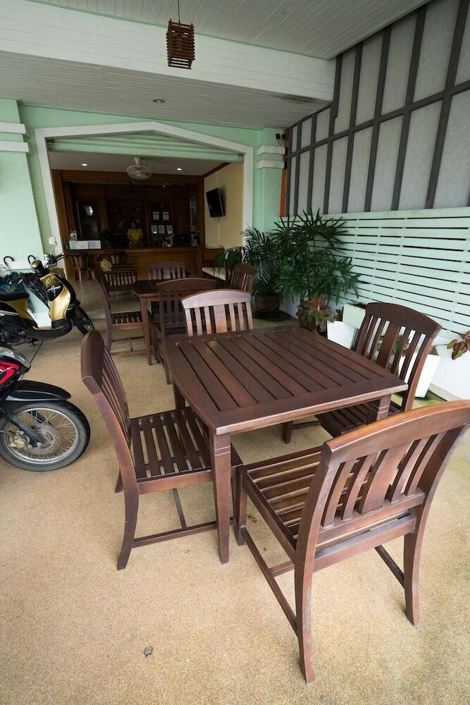 Hotel Pranang Flora House