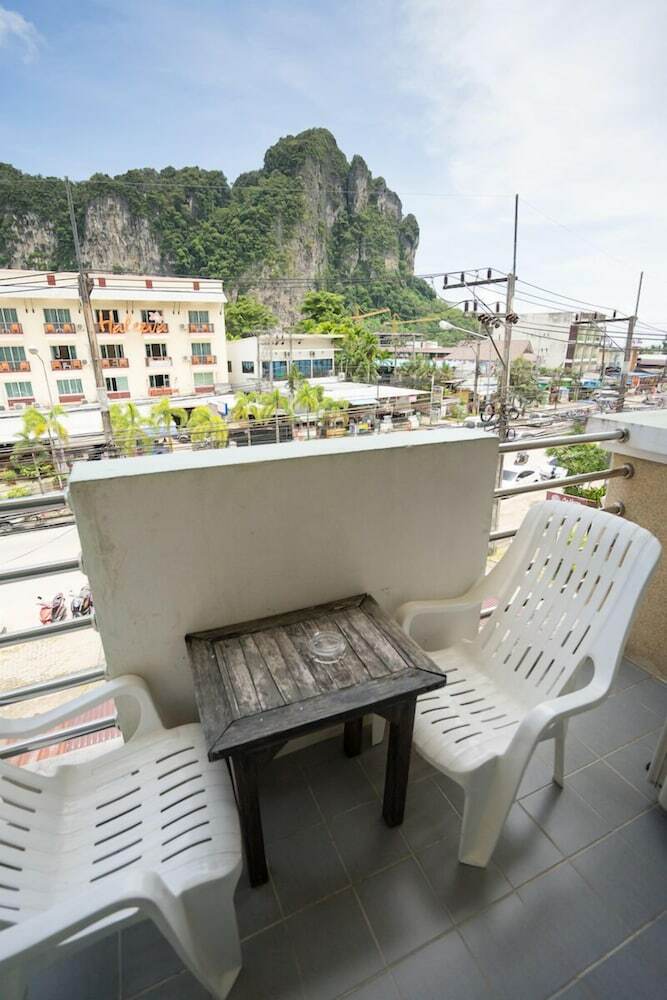 Hotel Pranang Flora House
