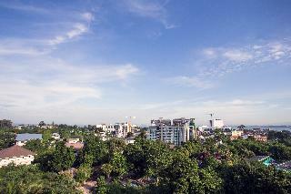 Golden Tulip Essential Pattaya Hotel