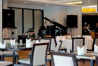 Louis Tavern Hotel