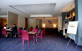 Louis Tavern Hotel