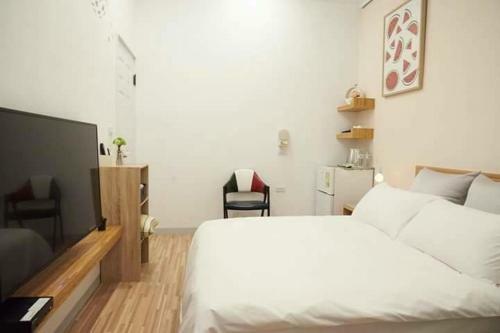 Meet Travelers Guest House