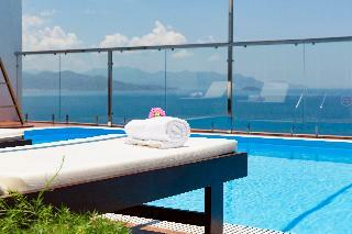 Hotel Paris Nha Trang