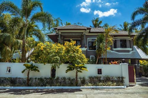 Baan Santhiya Private Pool Villas