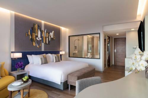 Hotel Aonang Cliff Beach Resort