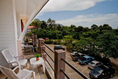 Hostal Raya Guest House