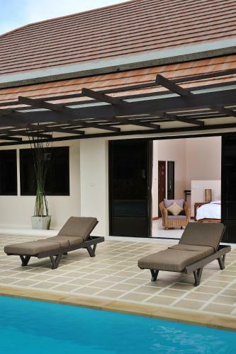 Baan Santi Villa