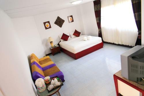 Hotel Regent Lodge Lampang