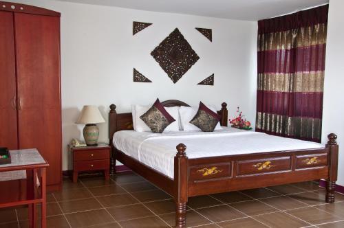 Hotel Regent Lodge Lampang