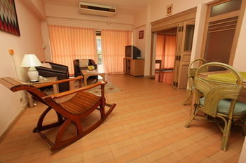Pin Hotel