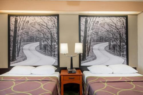 Hotel Super 8 By Wyndham Jasper
