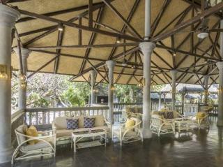 Hotel Let's Hyde Resort & Villas