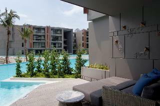 Hotel La Vela Khao Lak