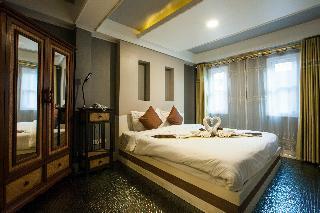 Hotel The Train Resort And Spa