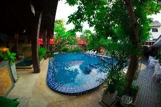 Hotel The Train Resort And Spa