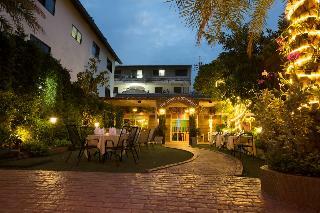 Hotel The Train Resort And Spa
