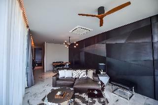 Hotel Glam Habitat