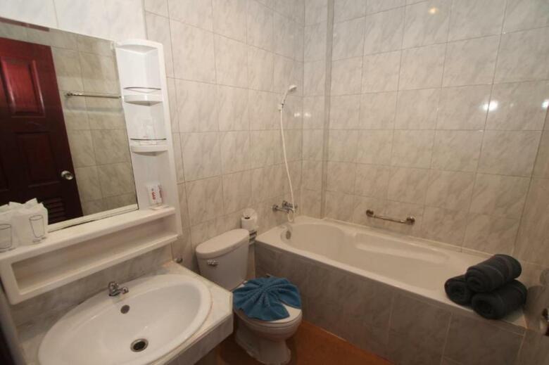 Hotel Art Mansion Patong