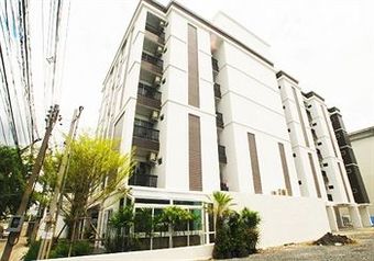 Apartamentos Riski Residence