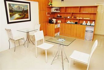 Apartamentos Riski Residence
