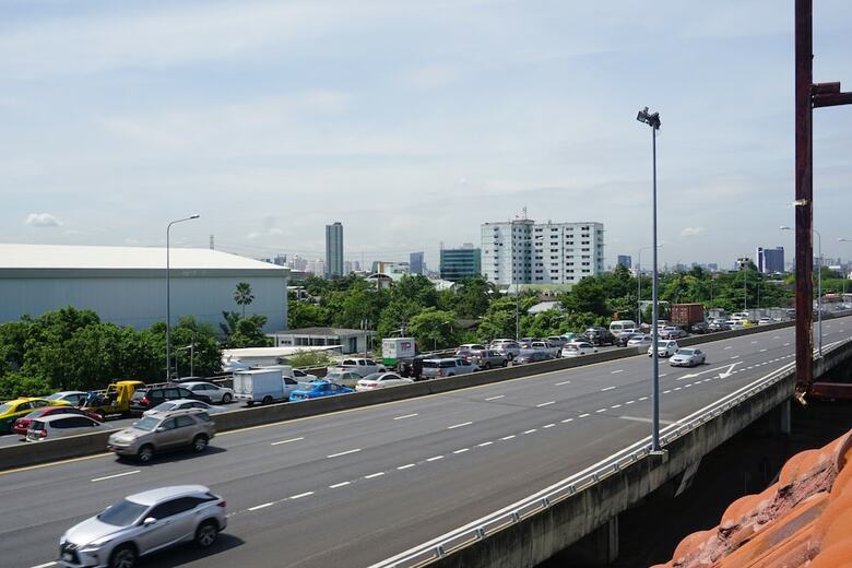 Bangkok Travel Suites Hotel