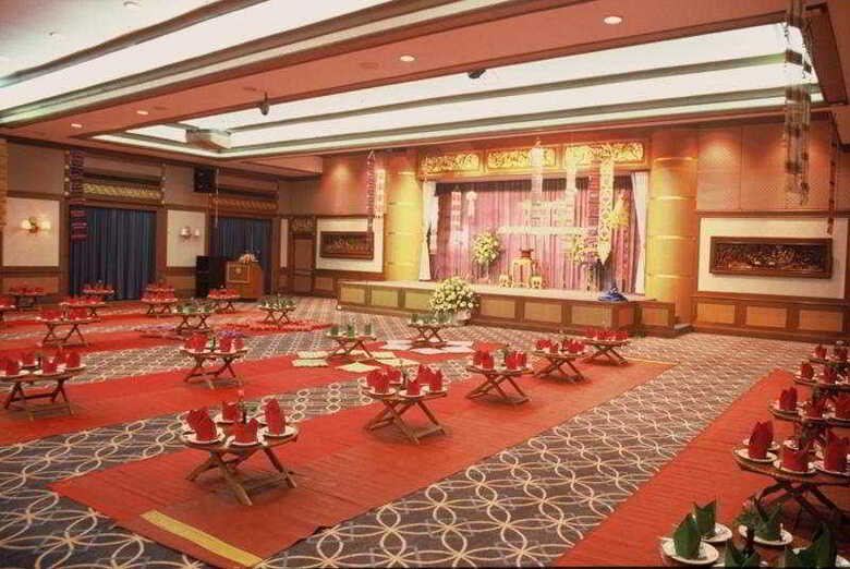 Viang Tak Riverside Hotel