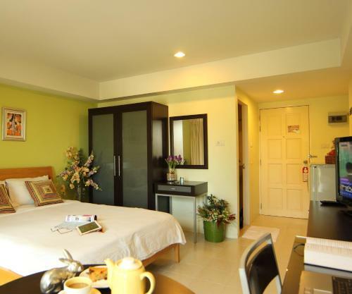 Caza V1 Serviced Apartment