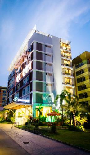 Crystal Jade Hotel And Service Apartment