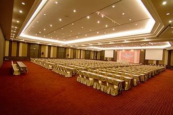Golden City Rayong Hotel