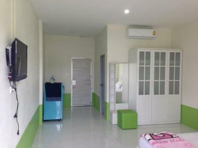Hotel Miyuri House