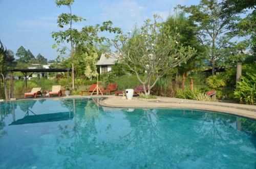 Hotel Baan Chai Thung Resort