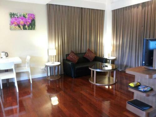 Grand Garden Hotel