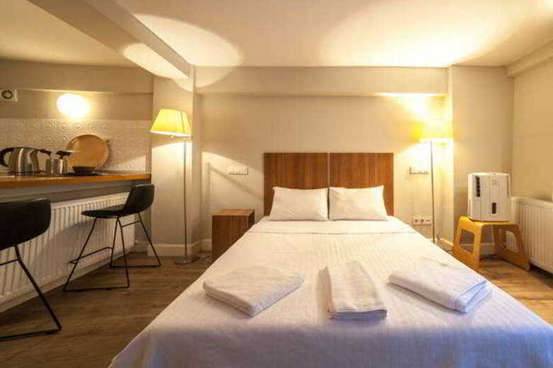 Aparthotel La Bella Suites Pera