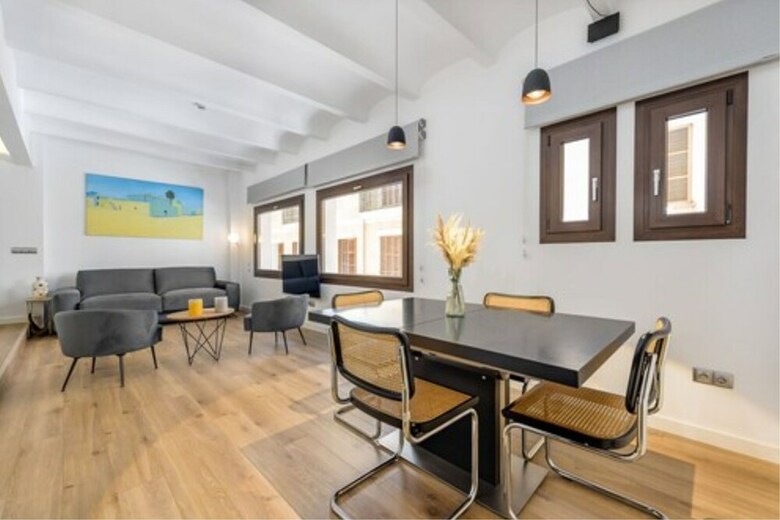 Apartamentos Can Rub�