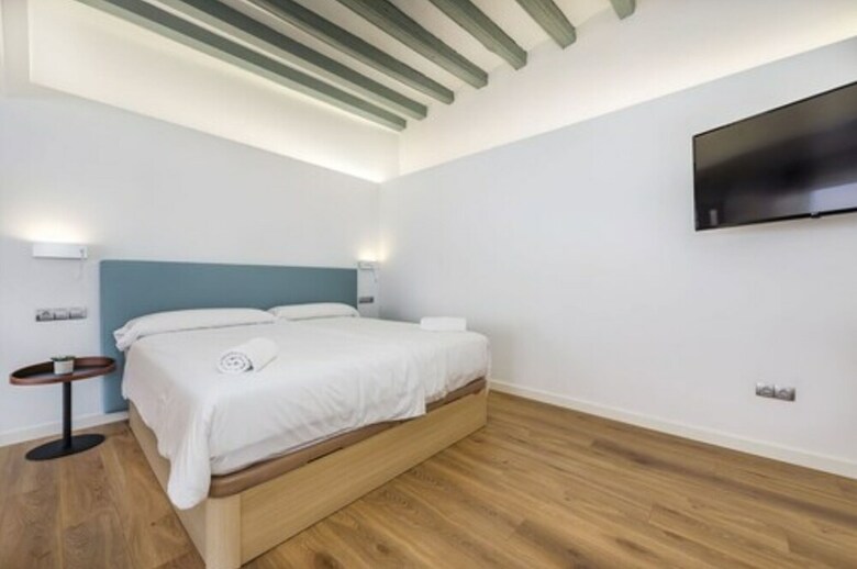 Apartamentos Can Rub�
