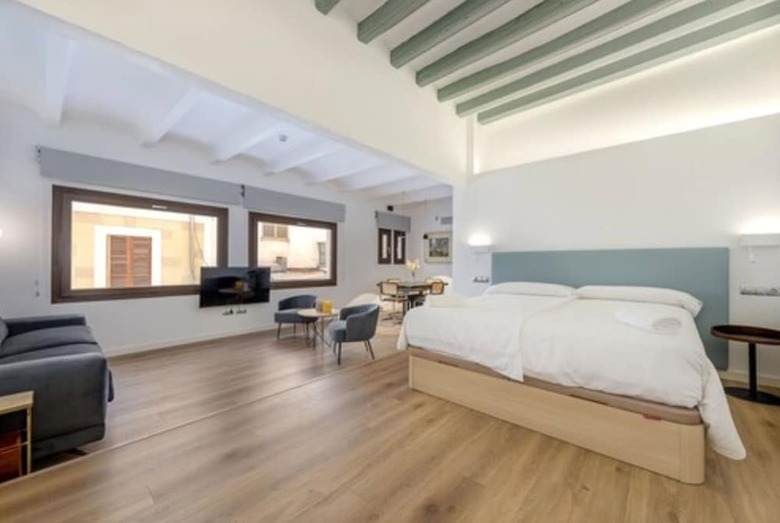 Apartamentos Can Rub�
