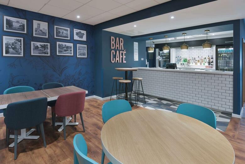 Hotel Travelodge Ealing
