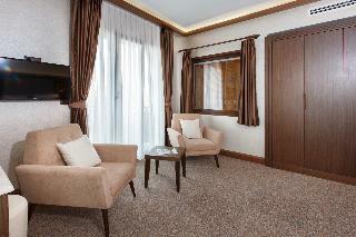 Sera Lake Resort Hotel