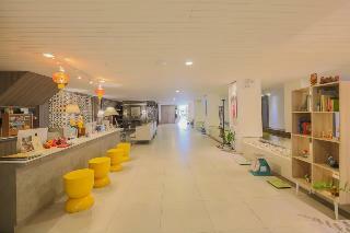 Hotel Riverside Floral Inn