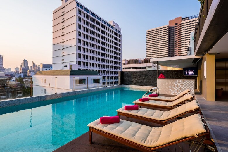 Hotel Glow Sukhumvit 5